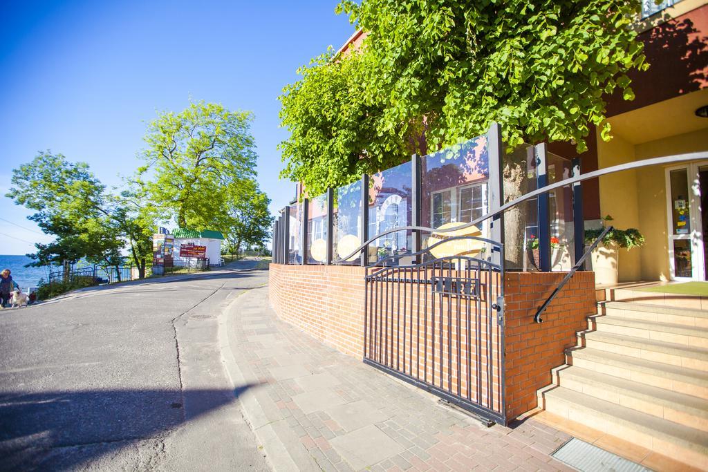 Dom Wczasowy Plaza Rewal Exterior photo